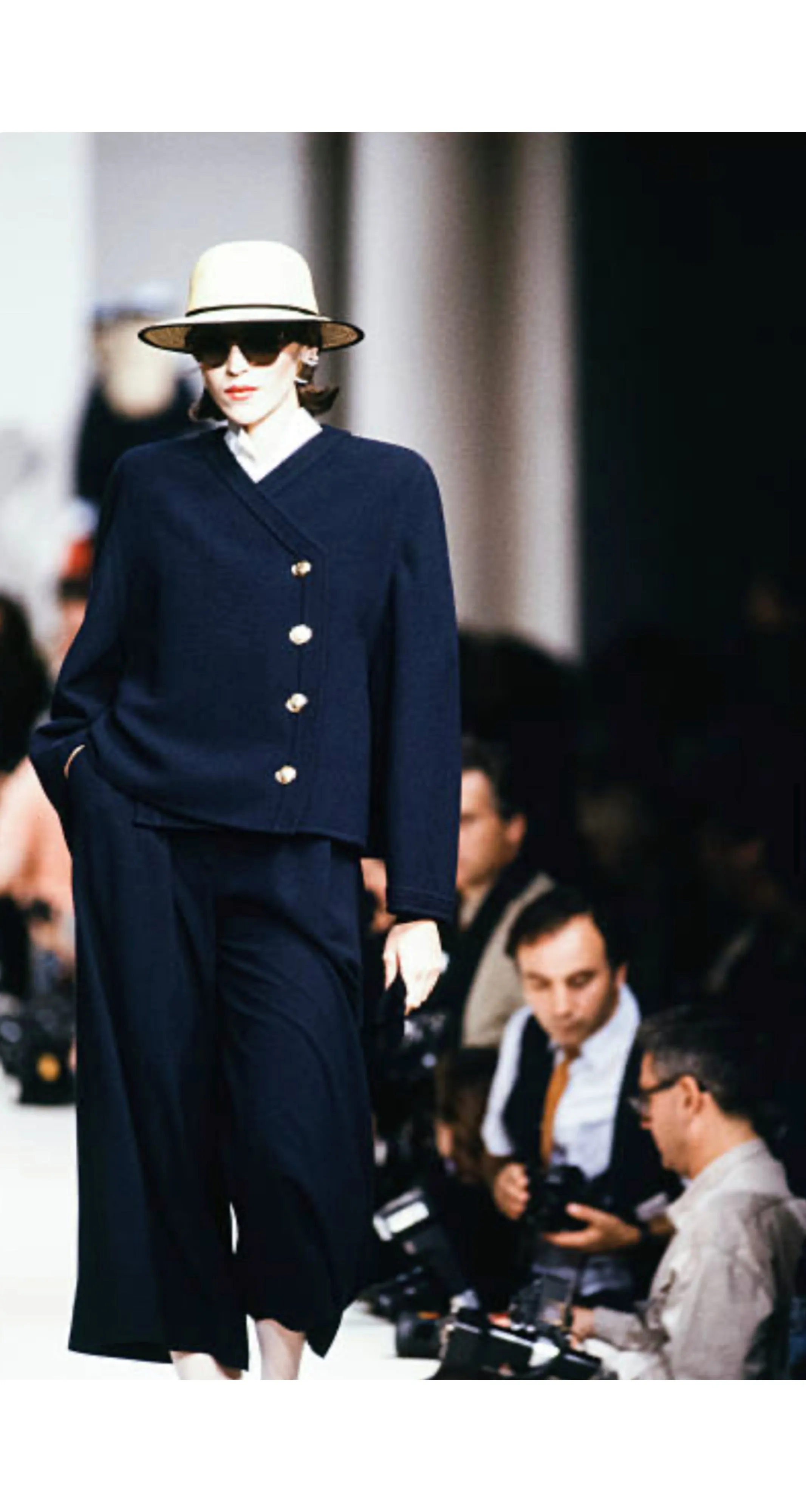 1989 S/S Navy Wool Crepe Wide Leg Culottes