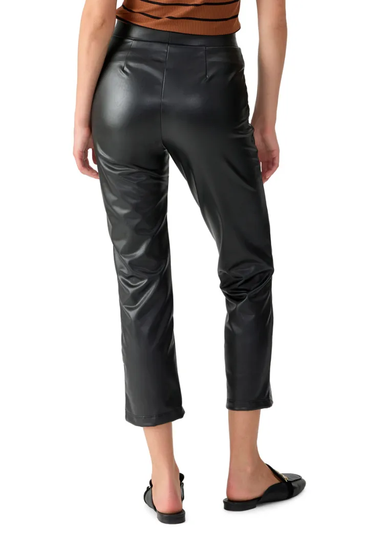 Carnaby Kick Crop Pant - Black ***FINAL SALE***