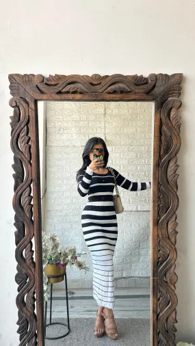 Classy dress 32-33 bust