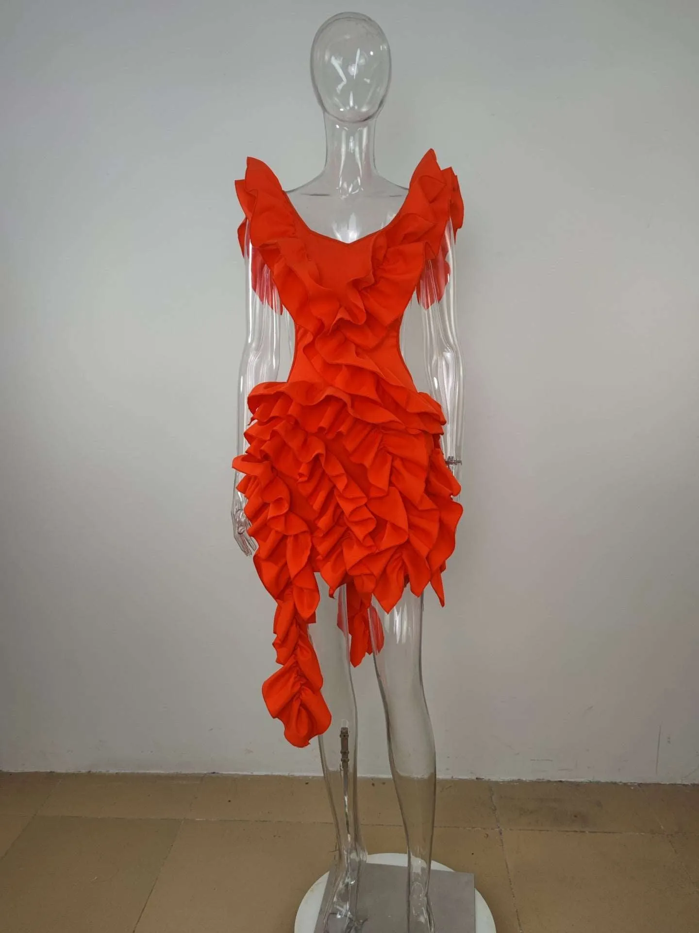 Jonise Pleated Backless Asymmetric Curling Dress