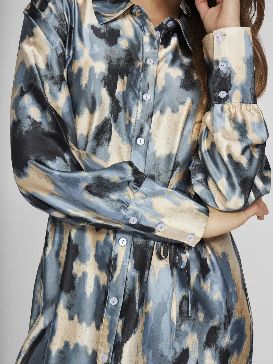 VIAGNES Midi Dress - Feather Gray