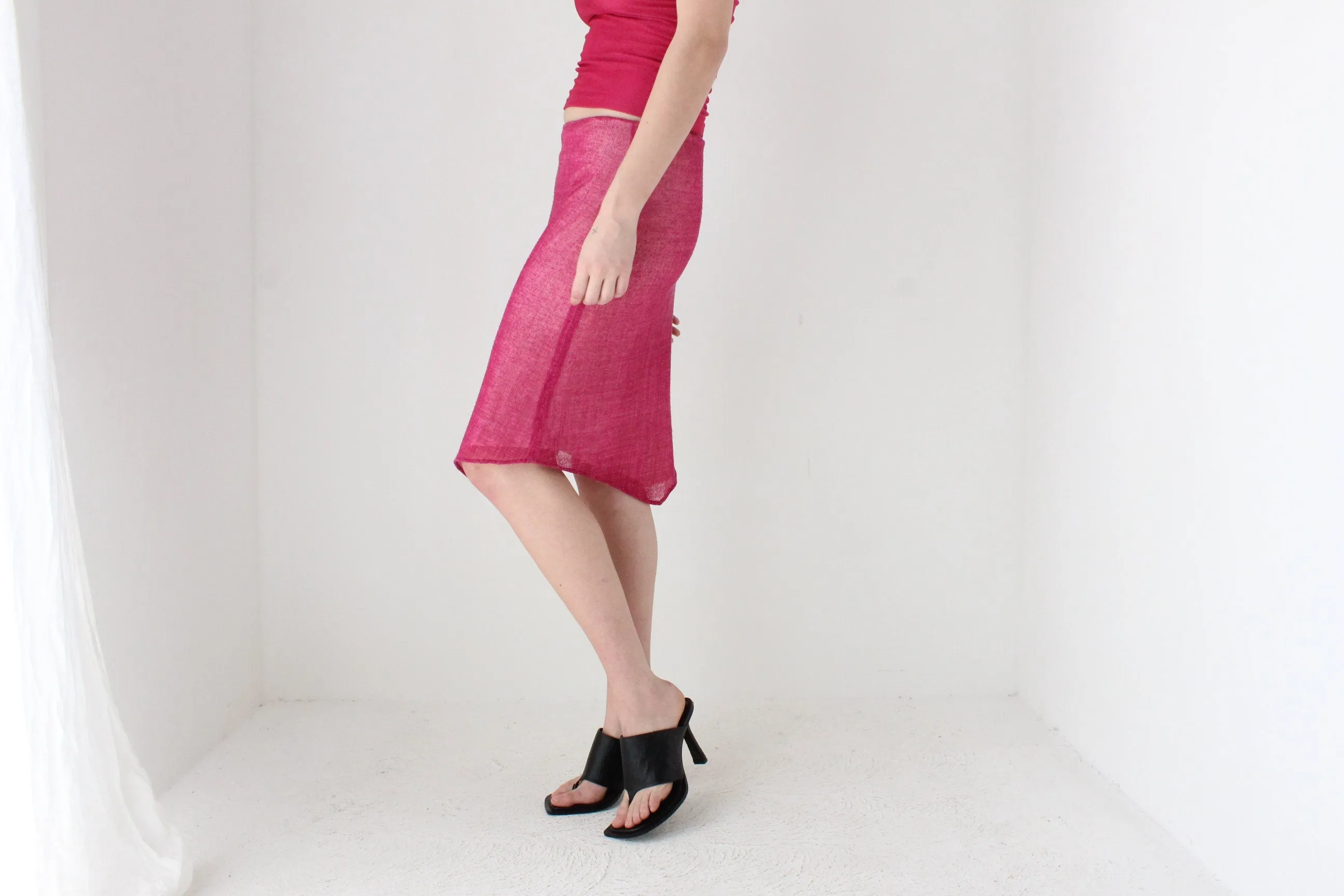 Y2K Bubblegum Knit Stretch Knee Length Pointed Hem Skirt